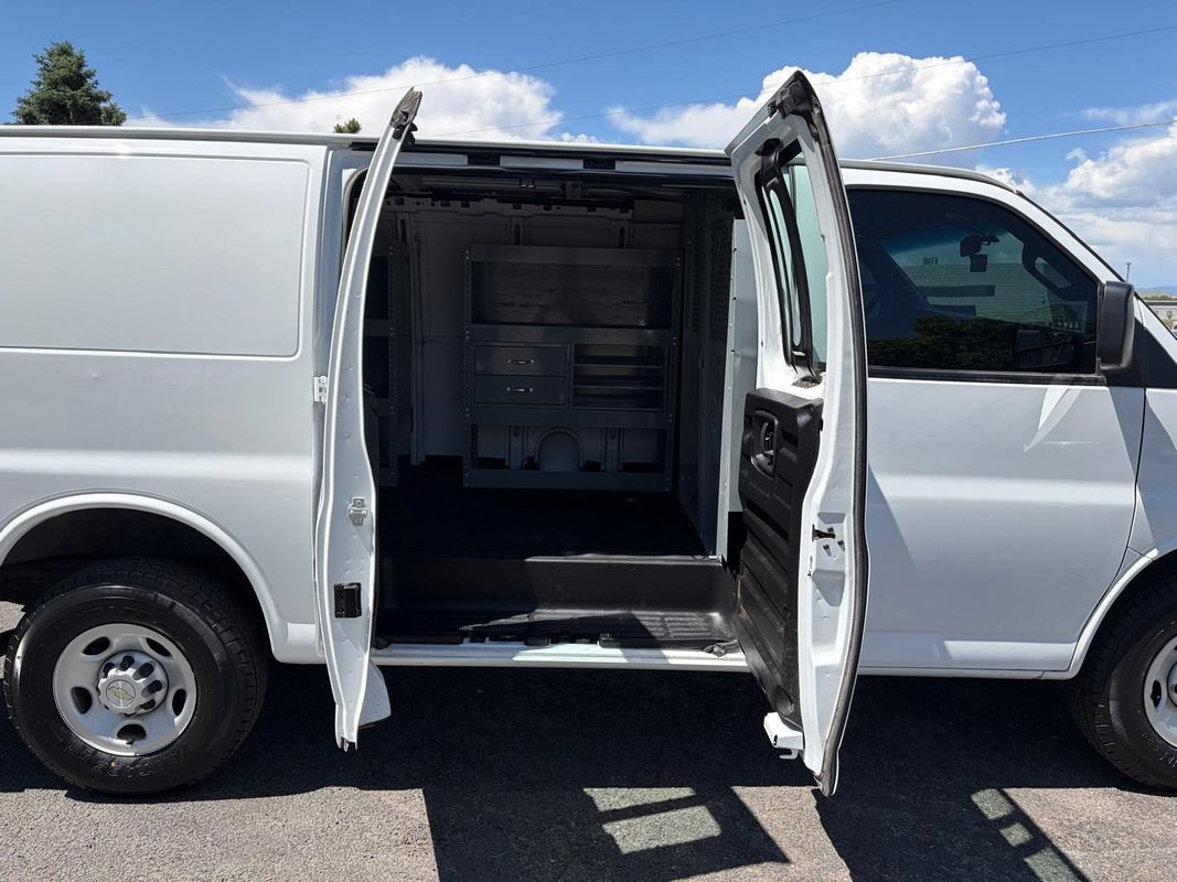 Used 2020 Chevrolet Express 2500 w/ Driver Convenience Package RWD image 21