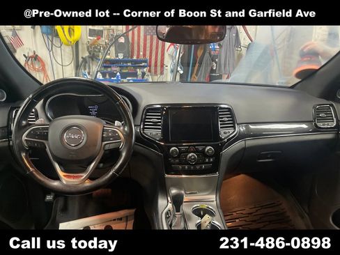 Used 2020 Jeep Grand Cherokee Trailhawk AWD/4WD image 18