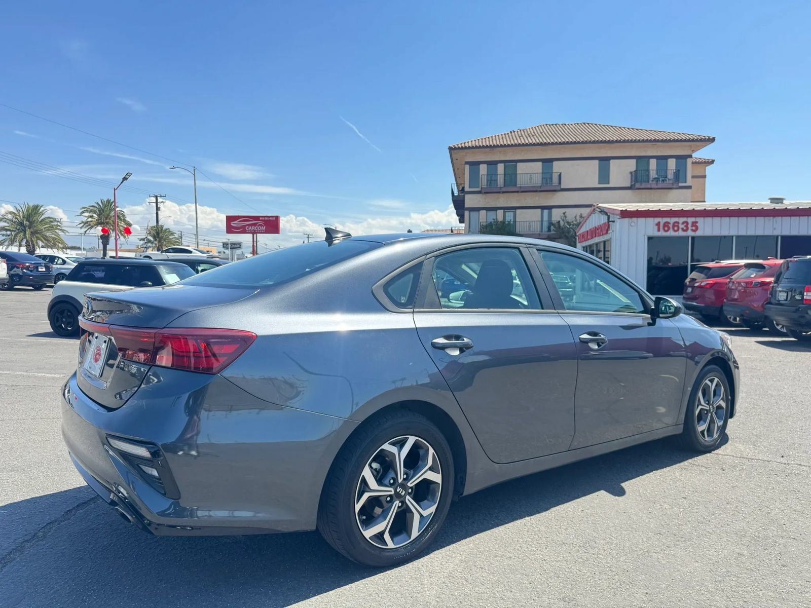 Used 2020 Kia Forte LXS FWD image 10