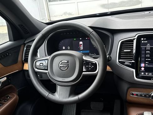 Certified 2024 Volvo XC90 T8 Plus w/ Protection Package AWD/4WD image 21