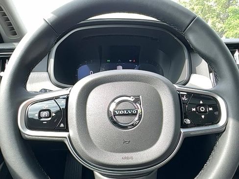 New 2025 Volvo V90 B6 Cross Country Ultra w/ Protection Package Premier image 19