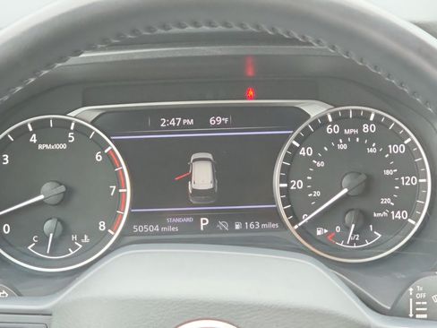 Used 2025 Nissan Rogue SV FWD image 11
