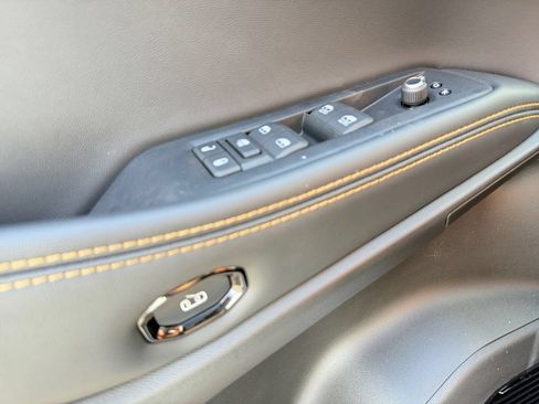 New 2026 Jeep Cherokee Limited AWD/4WD image 19