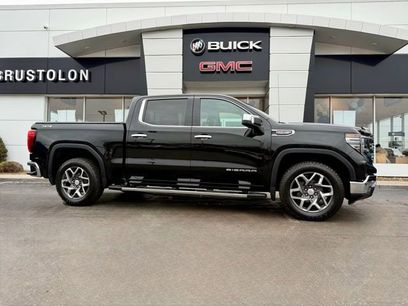 Used 2022 GMC Sierra 1500 SLT w/ SLT Premium Plus Package