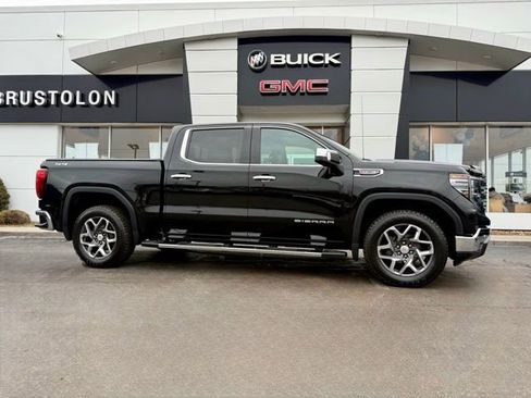 Used 2022 GMC Sierra 1500 SLT w/ SLT Premium Plus Package image 1