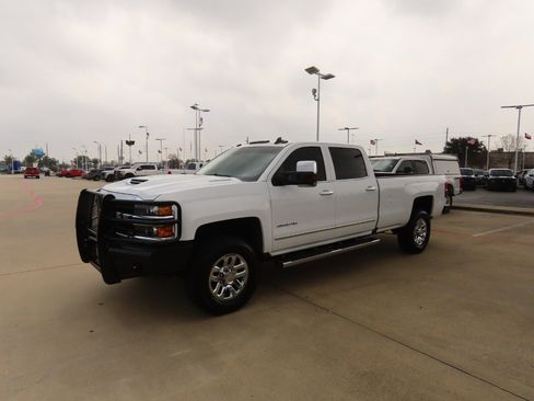 Used 2019 Chevrolet Silverado 3500 LTZ w/ Duramax Plus Package image 2