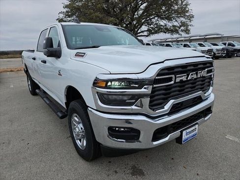 New 2026 RAM 2500 Tradesman AWD/4WD image 40