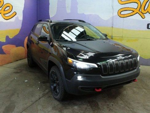 Used 2022 Jeep Cherokee Trailhawk w/ Trailer Tow Group image 2
