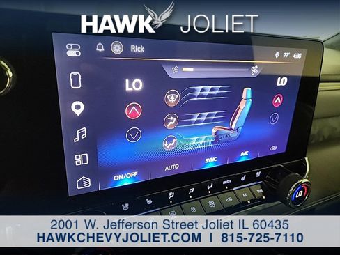 Used 2025 Chevrolet Colorado ZR2 w/ Technology Package AWD/4WD image 17
