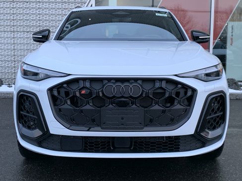 New 2025 Audi SQ5 Prestige image 6
