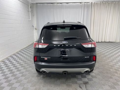 Used 2022 Ford Escape Titanium w/ Class II Trailer Tow Package image 5