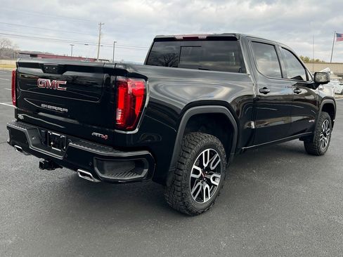 Used 2024 GMC Sierra 1500 AT4 w/ AT4 Preferred Package image 9