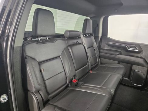 Used 2022 Chevrolet Silverado 1500 LTZ AWD/4WD image 16