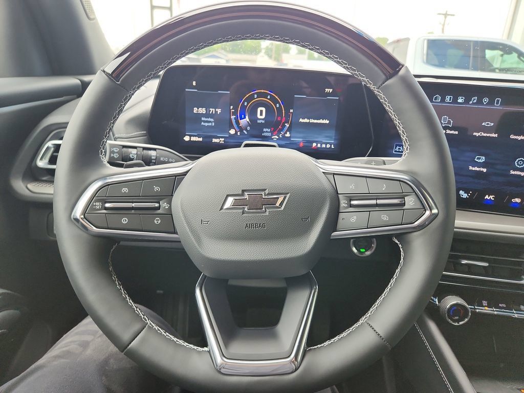 New 2026 Chevrolet Traverse LT w/ Enhanced Driving Package AWD/4WD image 17