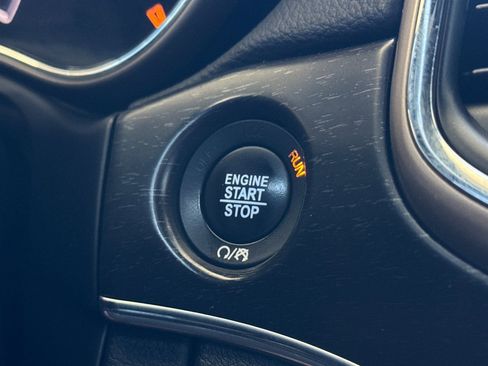 Used 2016 Jeep Grand Cherokee Limited RWD image 22