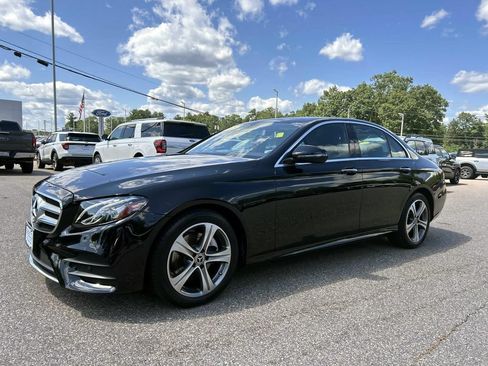 Used 2018 Mercedes-Benz E 300 4MATIC image 7