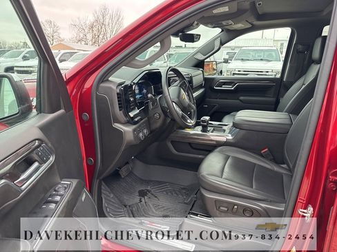 Used 2024 Chevrolet Silverado 1500 LTZ w/ LTZ Premium Package image 17