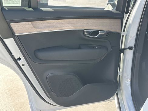 New 2026 Volvo XC90 B5 Plus image 16
