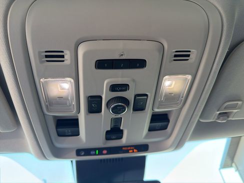 Used 2024 GMC Yukon Denali w/ Max Trailering Package AWD/4WD image 17