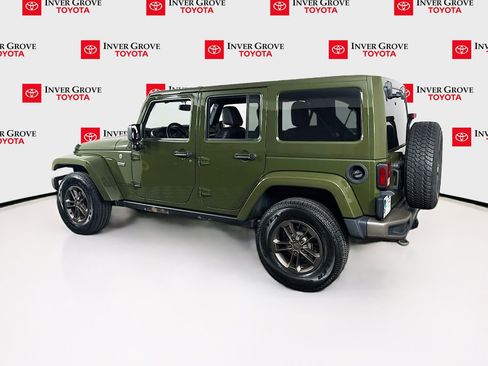 Used 2016 Jeep Wrangler Unlimited Sahara AWD/4WD image 7
