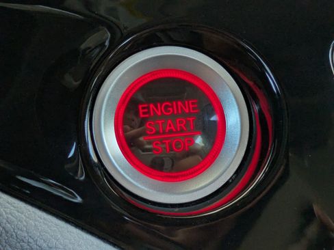 Used 2021 Honda Pilot Elite image 36