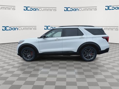New 2026 Ford Explorer ST-Line w/ ST-Line Street Pack image 6