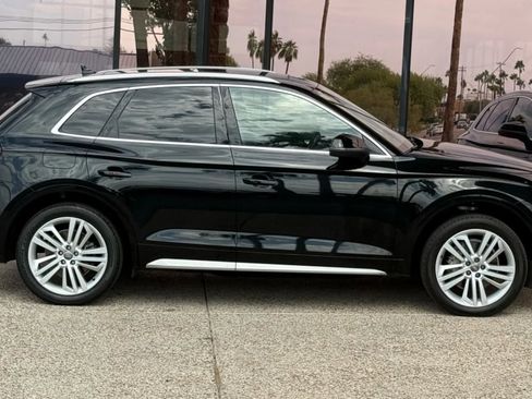 Used 2019 Audi Q5 2.0T Premium Plus w/ Premium Plus Package image 15
