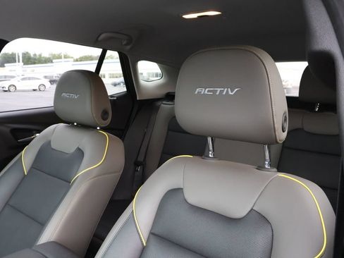 Used 2024 Chevrolet Trax ACTIV FWD image 9