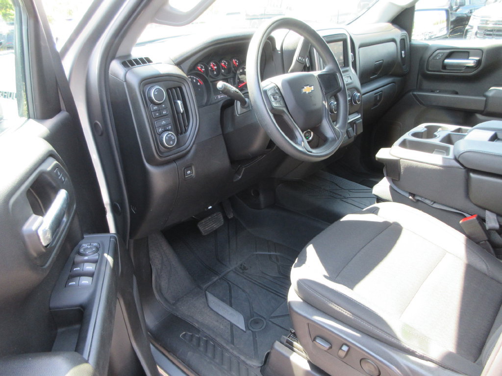 Certified 2026 Chevrolet Silverado 1500 Custom w/ Turbomax Blackout Package AWD/4WD image 15