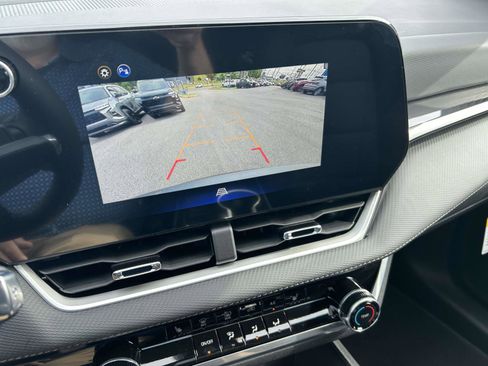 New 2026 Chevrolet Equinox LT FWD image 23