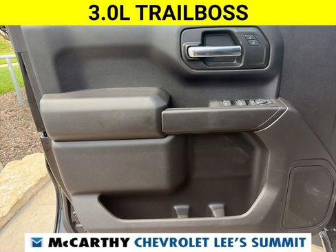 Certified 2024 Chevrolet Silverado 1500 Custom Trail Boss w/ LPO, Dark Essentials Package AWD/4WD image 45
