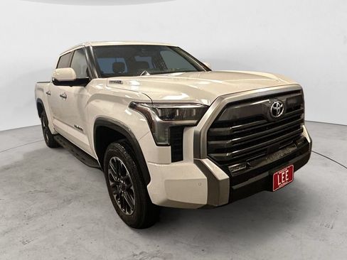 New 2026 Toyota Tundra Limited AWD/4WD image 7