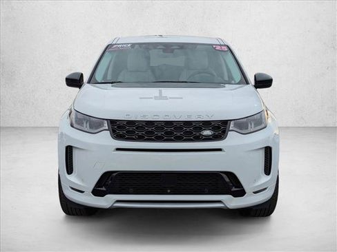 Used 2025 Land Rover Discovery Sport S image 2