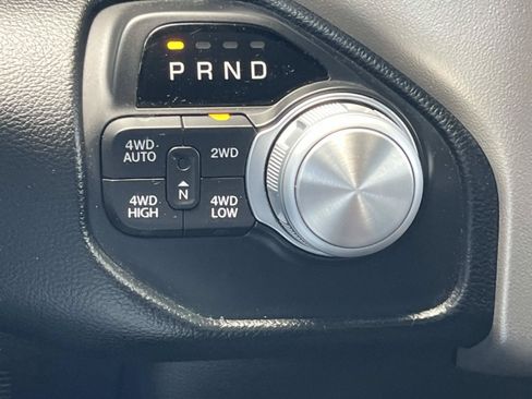 Used 2019 RAM 1500 Laramie AWD/4WD image 40