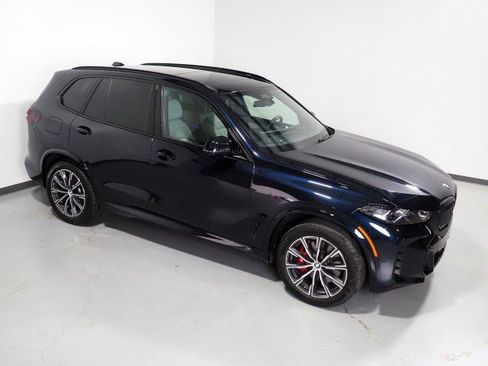 Used 2026 BMW X5 sDrive40i w/ Executive Package RWD image 12