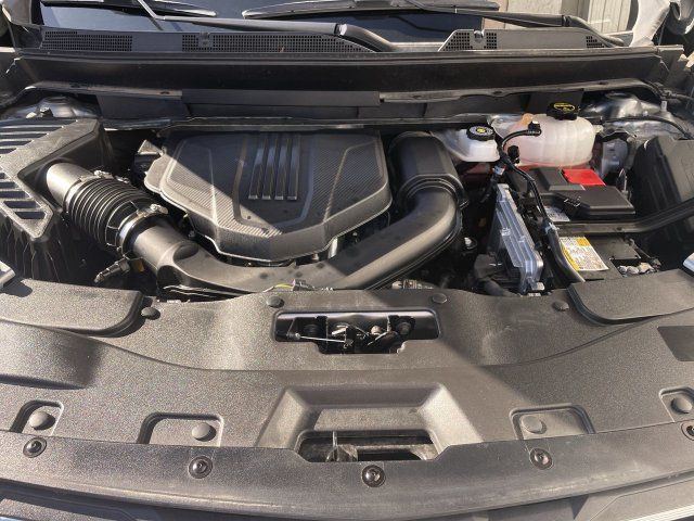 Used 2025 Chevrolet Traverse LT w/ Sun and Wheel Package AWD/4WD image 27