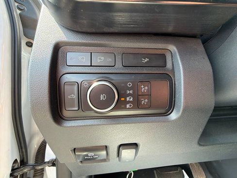 Used 2023 Ford F250 Lariat w/ Lariat Ultimate Package AWD/4WD image 11