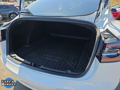 Used 2019 Tesla Model 3 Standard Range Plus image 8
