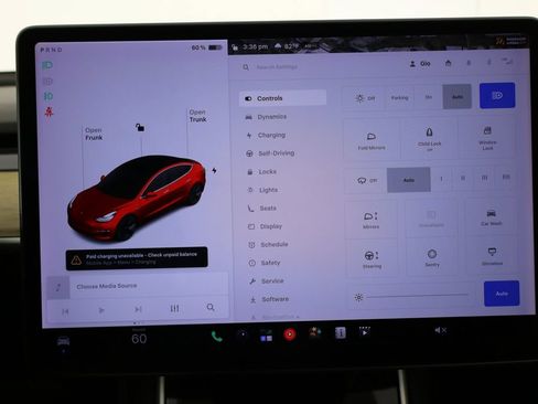 Used 2018 Tesla Model 3 Long Range RWD image 24