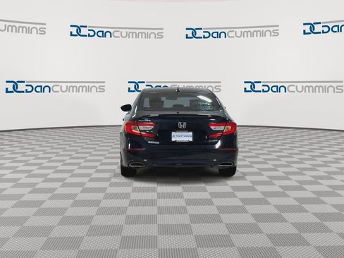 Used 2021 Honda Accord Sport image 7
