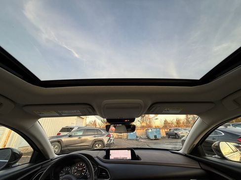 Used 2025 MAZDA CX-30 AWD 2.5 S w/ Premium Package image 23