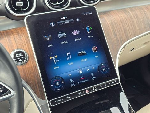 Certified 2024 Mercedes-Benz GLC 300 4MATIC image 29