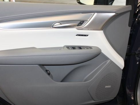 New 2025 Cadillac XT5 Premium Luxury image 10