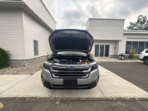Used 2025 Subaru Forester Premium AWD/4WD image 63