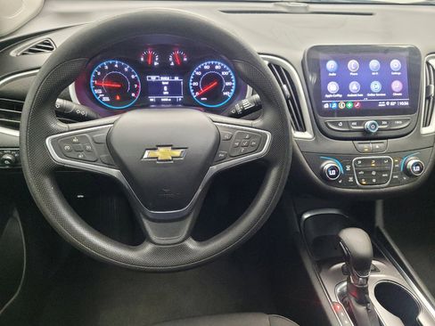 Used 2022 Chevrolet Malibu LT FWD image 22