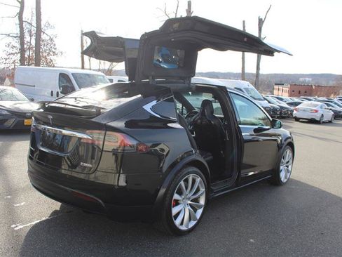 Used 2016 Tesla Model X P90D image 8