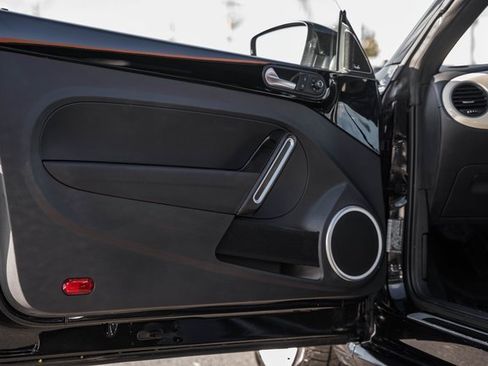 Used 2019 Volkswagen Beetle 2.0T Final Edition SEL image 35