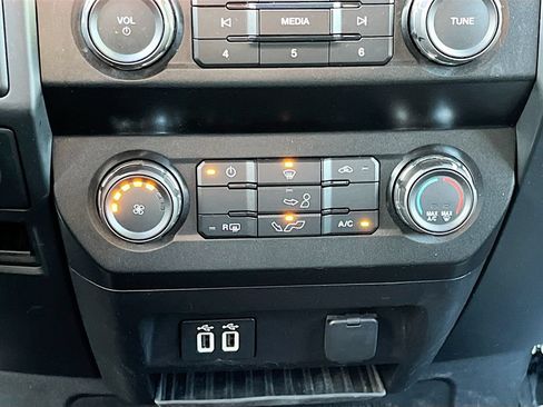 Used 2020 Ford F150 XL w/ Equipment Group 101A Mid AWD/4WD image 15