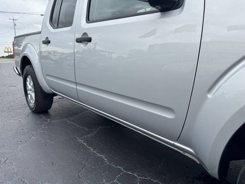 Used 2016 Nissan Frontier SV RWD image 17