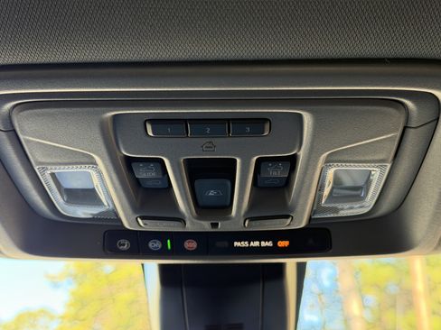 Used 2021 Chevrolet Silverado 1500 LTZ w/ LTZ Premium Package image 23